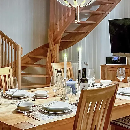 2 Bedroom Amazing In Wandlitz